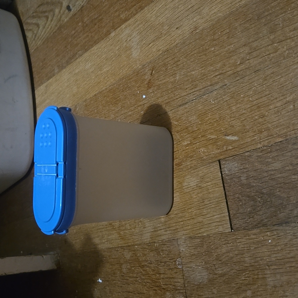 Tupperware Set with Blue Lids - Picture 2 of 2
